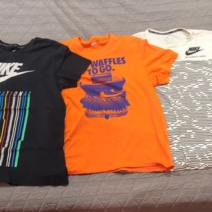 Nike Men's T Shirt Bundle